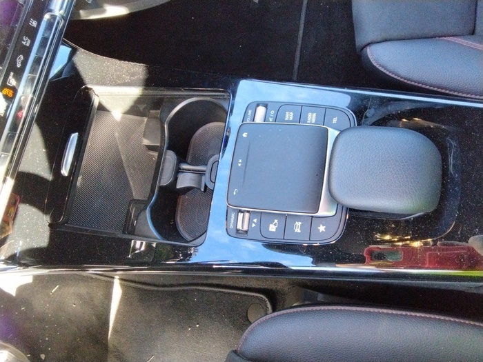 Mercedes-Benz Clase A 250 e 160 kW (218 CV) Vehículo usado en Madrid Mercedes-Benz Clase A 250 e 160 kW (218 CV) Vehículo usado en Madrid