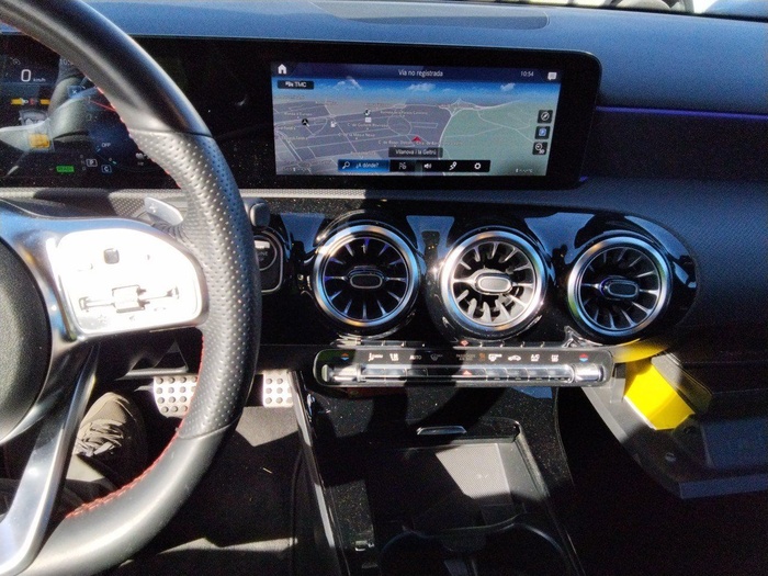 Mercedes-Benz Clase A 250 e 160 kW (218 CV) Vehículo usado en Madrid Mercedes-Benz Clase A 250 e 160 kW (218 CV) Vehículo usado en Madrid