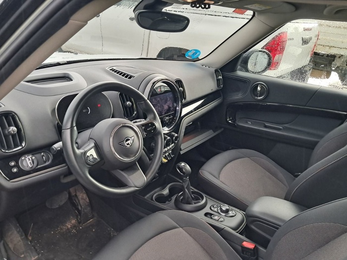 MINI MINI Countryman Cooper S E ALL4 162 kW (220 CV) Vehículo usado en Madrid MINI MINI Countryman Cooper S E ALL4 162 kW (220 CV) Vehículo usado en Madrid