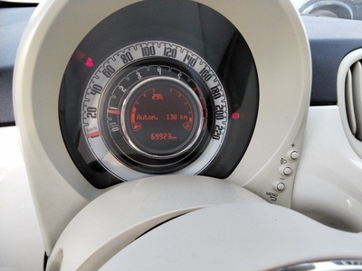 Fiat 500 1.2 8v Lounge 51 kW (69 CV) 8 Fiat 500 1.2 8v Lounge 51 kW (69 CV) 8