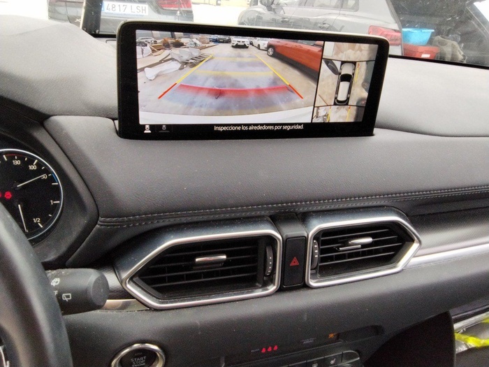 Mazda CX-5 2.0 GE Homura 121 kW (165 CV) Vehículo usado en Madrid Mazda CX-5 2.0 GE Homura 121 kW (165 CV) Vehículo usado en Madrid