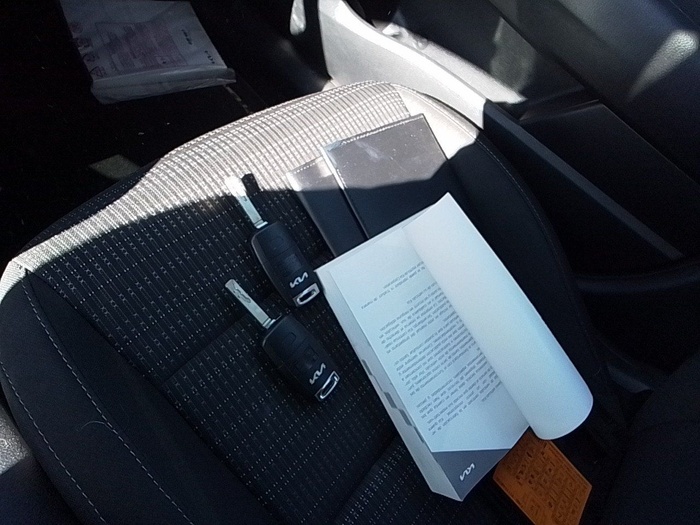 Kia Stonic 1.0 T-GDi MHEV Drive iMT 88 kW (120 CV) Vehículo usado en Madrid Kia Stonic 1.0 T-GDi MHEV Drive iMT 88 kW (120 CV) Vehículo usado en Madrid