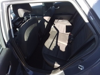 Kia Stonic 1.0 T-GDi MHEV Drive iMT 88 kW (120 CV) 9 Kia Stonic 1.0 T-GDi MHEV Drive iMT 88 kW (120 CV) 9