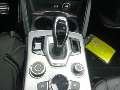 Alfa Romeo Stelvio 2.2 Diesel Sprint AWD 140 kW (190 CV) 11 Alfa Romeo Stelvio 2.2 Diesel Sprint AWD 140 kW (190 CV) 11