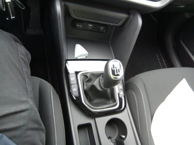 Kia Sportage 1.6 MHEV Drive 4x2 100 kW (136 CV) 11 Kia Sportage 1.6 MHEV Drive 4x2 100 kW (136 CV) 11