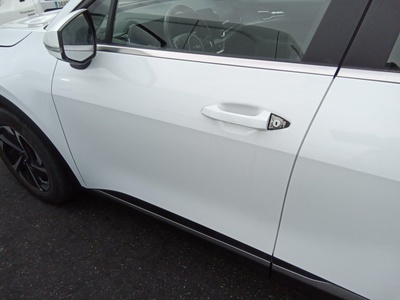 Kia Sportage 1.6 MHEV Drive 4x2 100 kW (136 CV) 15 Kia Sportage 1.6 MHEV Drive 4x2 100 kW (136 CV) 15