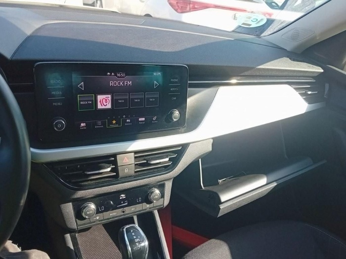 Skoda Kamiq 1.0 TSI Emotion DSG 81 kW (110 CV) Vehículo usado en Madrid Skoda Kamiq 1.0 TSI Emotion DSG 81 kW (110 CV) Vehículo usado en Madrid