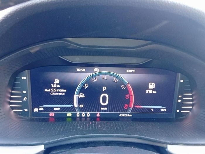 Skoda Kamiq 1.0 TSI Emotion DSG 81 kW (110 CV) Vehículo usado en Madrid Skoda Kamiq 1.0 TSI Emotion DSG 81 kW (110 CV) Vehículo usado en Madrid