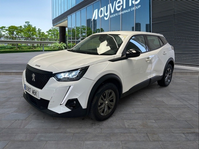 Peugeot 2008 Active Pack S&S BlueHDi 96 kW (130 CV) EAT8 Vehículo usado en Madrid Peugeot 2008 Active Pack S&S BlueHDi 96 kW (130 CV) EAT8 Vehículo usado en Madrid