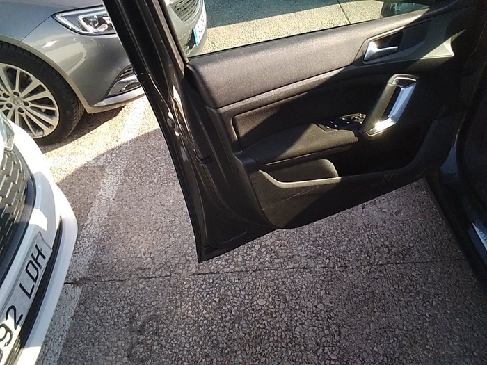 Peugeot 308 BlueHDi 130 S&S Style 96 kW (130 CV) Vehículo usado en Madrid Peugeot 308 BlueHDi 130 S&S Style 96 kW (130 CV) Vehículo usado en Madrid