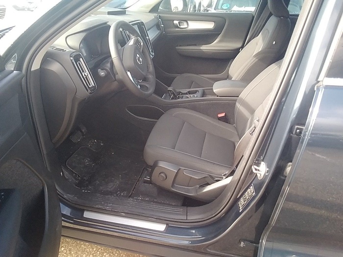 Volvo XC40 T5 Twin Recharge Inscription Expression Auto 193 kW (262 CV) Vehículo usado en Madrid Volvo XC40 T5 Twin Recharge Inscription Expression Auto 193 kW (262 CV) Vehículo usado en Madrid