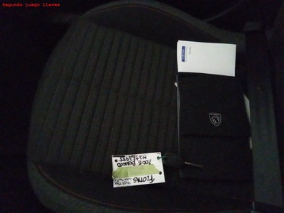 Peugeot 2008 Active Pack S&S BlueHDi 96 kW (130 CV) EAT8 10 Peugeot 2008 Active Pack S&S BlueHDi 96 kW (130 CV) EAT8 10