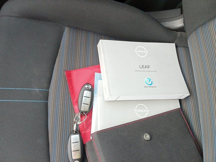 Nissan Leaf 40kWh Acenta 110 kW (150 CV) Vehículo usado en Madrid Nissan Leaf 40kWh Acenta 110 kW (150 CV) Vehículo usado en Madrid