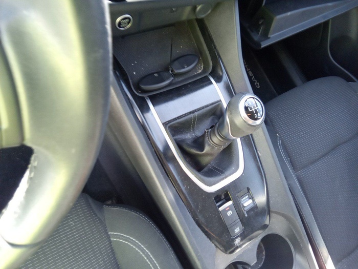 Nissan Qashqai DIG-T 140 mHEV Acenta 4x2 103 kW (140 CV) Vehículo usado en Madrid Nissan Qashqai DIG-T 140 mHEV Acenta 4x2 103 kW (140 CV) Vehículo usado en Madrid