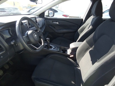 Nissan Qashqai DIG-T 140 mHEV Acenta 4x2 103 kW (140 CV) 7 Nissan Qashqai DIG-T 140 mHEV Acenta 4x2 103 kW (140 CV) 7