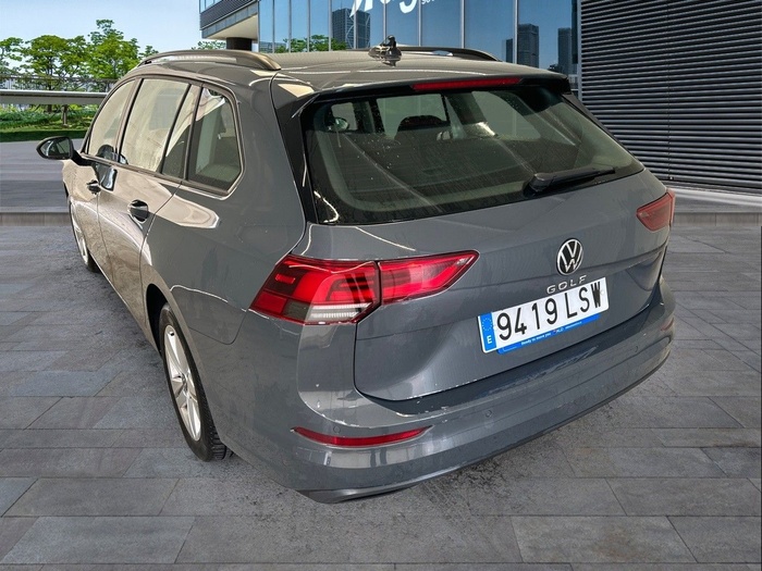 Volkswagen Golf Variant 2.0 TDI 85 kW (115 CV) Vehículo usado en Madrid Volkswagen Golf Variant 2.0 TDI 85 kW (115 CV) Vehículo usado en Madrid