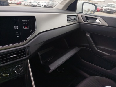 Volkswagen Polo Advance 1.0 TSI 70 kW (95 CV) 13 Volkswagen Polo Advance 1.0 TSI 70 kW (95 CV) 13