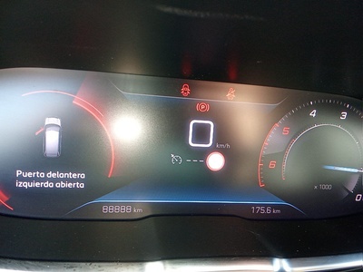 Peugeot 5008 BlueHDi 130 S&S Allure 96 kW (130 CV) 8 Peugeot 5008 BlueHDi 130 S&S Allure 96 kW (130 CV) 8