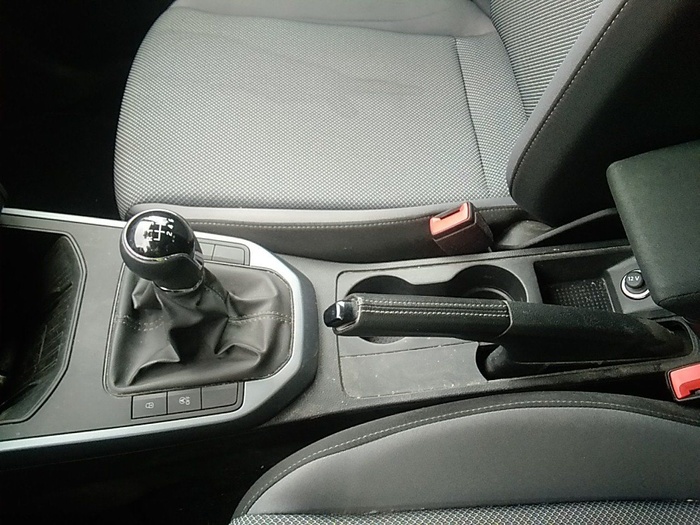 SEAT Arona 1.0 TSI Ecomotive Style Edition 85 kW (115 CV) Vehículo usado en Madrid SEAT Arona 1.0 TSI Ecomotive Style Edition 85 kW (115 CV) Vehículo usado en Madrid