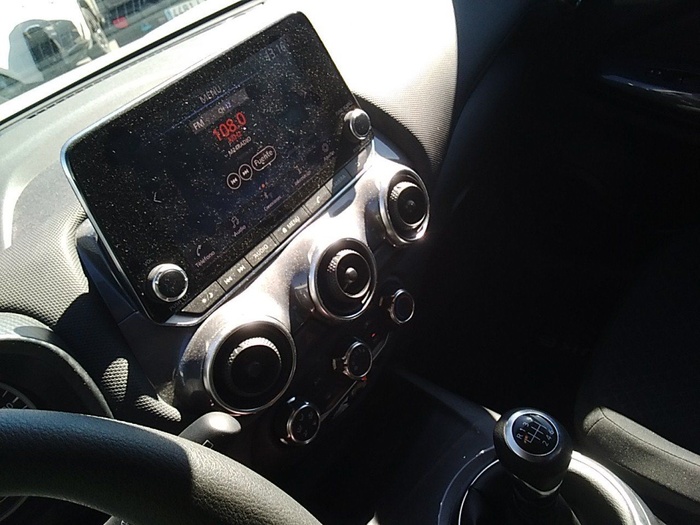 Nissan Juke DIG-T Acenta 84 kW (114 CV) Vehículo usado en Madrid Nissan Juke DIG-T Acenta 84 kW (114 CV) Vehículo usado en Madrid