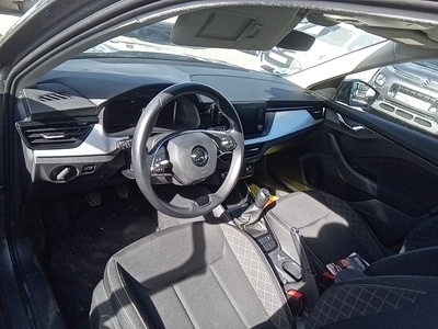 Skoda Kamiq 1.0 TSI Ambition 81 kW (110 CV) 7 Skoda Kamiq 1.0 TSI Ambition 81 kW (110 CV) 7