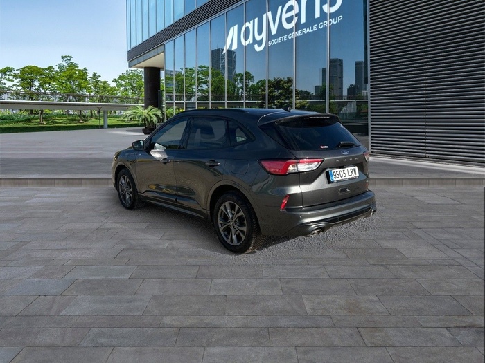 Ford Kuga 2.5 Duratec PHEV ST-Line Auto 165 kW (225 CV) Vehículo usado en Madrid Ford Kuga 2.5 Duratec PHEV ST-Line Auto 165 kW (225 CV) Vehículo usado en Madrid