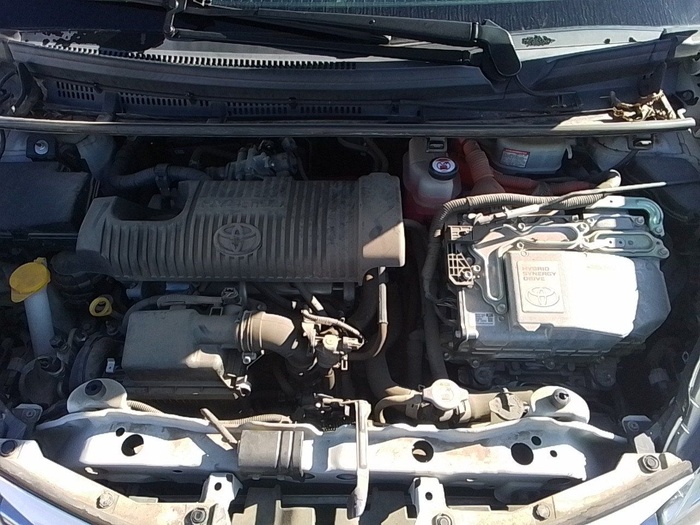 Toyota Yaris 1.5 100H Active 74 kW (100 CV) Vehículo usado en Madrid Toyota Yaris 1.5 100H Active 74 kW (100 CV) Vehículo usado en Madrid