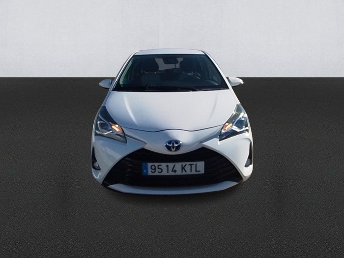 Toyota Yaris 1.5 100H Active 74 kW (100 CV) Vehículo usado en Madrid Toyota Yaris 1.5 100H Active 74 kW (100 CV) Vehículo usado en Madrid