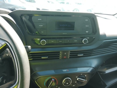 Hyundai i20 1.0 TGDI 48V Essence 74 kW (100 CV) 14 Hyundai i20 1.0 TGDI 48V Essence 74 kW (100 CV) 14