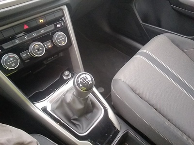 Volkswagen T-Roc Advance R-Line 1.0 TSI 81 kW (110 CV) 11 Volkswagen T-Roc Advance R-Line 1.0 TSI 81 kW (110 CV) 11