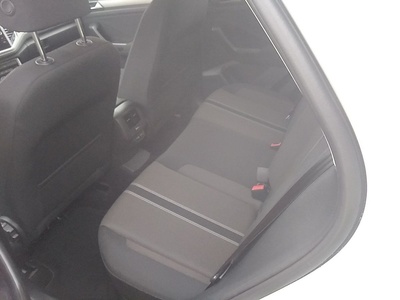 Volkswagen T-Roc Advance R-Line 1.0 TSI 81 kW (110 CV) 13 Volkswagen T-Roc Advance R-Line 1.0 TSI 81 kW (110 CV) 13