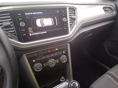 Volkswagen T-Roc Advance R-Line 1.0 TSI 81 kW (110 CV) 10 Volkswagen T-Roc Advance R-Line 1.0 TSI 81 kW (110 CV) 10