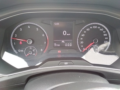 Volkswagen T-Roc Advance R-Line 1.0 TSI 81 kW (110 CV) 12 Volkswagen T-Roc Advance R-Line 1.0 TSI 81 kW (110 CV) 12