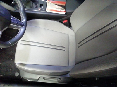 SEAT León 2.0 TDI S&S Style Go 85 kW (115 CV) 15 SEAT León 2.0 TDI S&S Style Go 85 kW (115 CV) 15