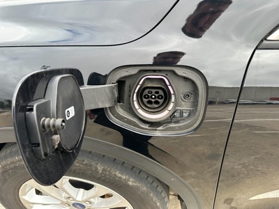 Ford Kuga 2.5 Duratec PHEV Titanium Auto 165 kW (225 CV) 11 Ford Kuga 2.5 Duratec PHEV Titanium Auto 165 kW (225 CV) 11