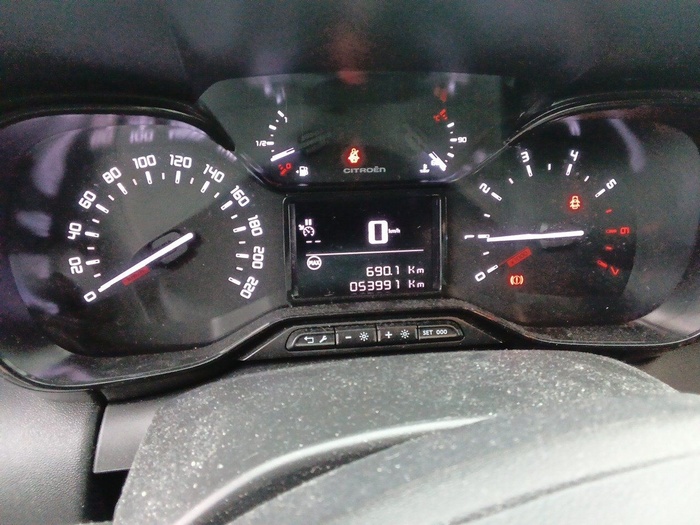 Citroen C3 Aircross BlueHDi 110 S&S Feel Pack 81 kW (110 CV) Vehículo usado en Madrid Citroen C3 Aircross BlueHDi 110 S&S Feel Pack 81 kW (110 CV) Vehículo usado en Madrid