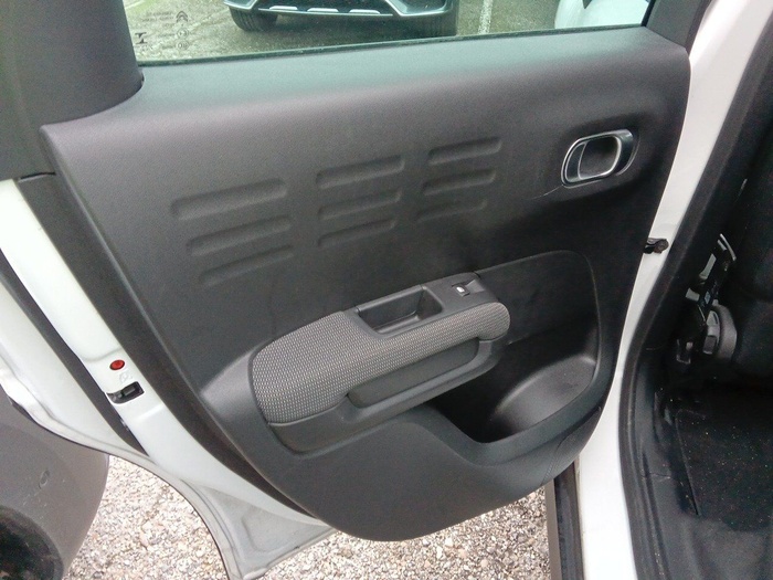 Citroen C3 Aircross BlueHDi 110 S&S Feel Pack 81 kW (110 CV) Vehículo usado en Madrid Citroen C3 Aircross BlueHDi 110 S&S Feel Pack 81 kW (110 CV) Vehículo usado en Madrid