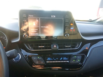 Toyota C-HR 1.8 125H Active 90 kW (122 CV) 10 Toyota C-HR 1.8 125H Active 90 kW (122 CV) 10