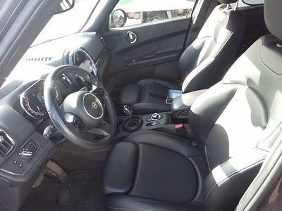 MINI MINI Countryman Cooper 100 kW (136 CV) 10 MINI MINI Countryman Cooper 100 kW (136 CV) 10