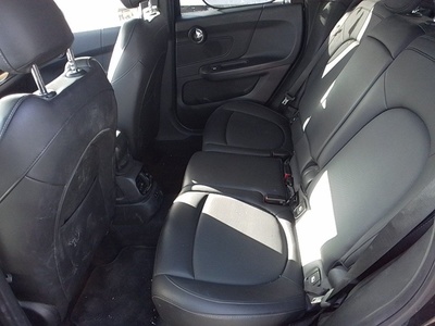 MINI MINI Countryman Cooper 100 kW (136 CV) 9 MINI MINI Countryman Cooper 100 kW (136 CV) 9