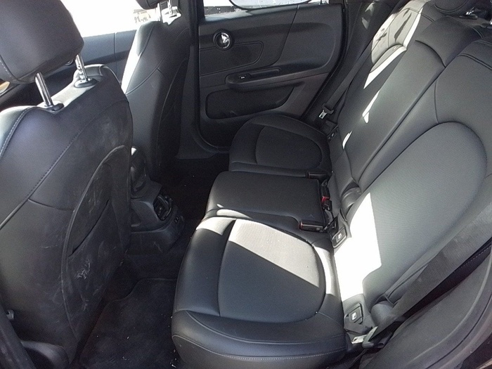 MINI MINI Countryman Cooper 100 kW (136 CV) Vehículo usado en Madrid MINI MINI Countryman Cooper 100 kW (136 CV) Vehículo usado en Madrid