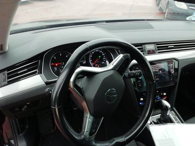 Volkswagen Passat Executive 2.0 TDI 110 kW (150 CV) DSG 7 Volkswagen Passat Executive 2.0 TDI 110 kW (150 CV) DSG 7