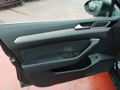 Volkswagen Passat Executive 2.0 TDI 110 kW (150 CV) DSG 14 Volkswagen Passat Executive 2.0 TDI 110 kW (150 CV) DSG 14