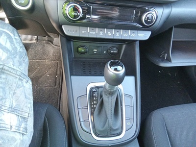 Hyundai Kona 1.6 GDI HEV Tecno 2C DCT 104 kW (141 CV) 12 Hyundai Kona 1.6 GDI HEV Tecno 2C DCT 104 kW (141 CV) 12