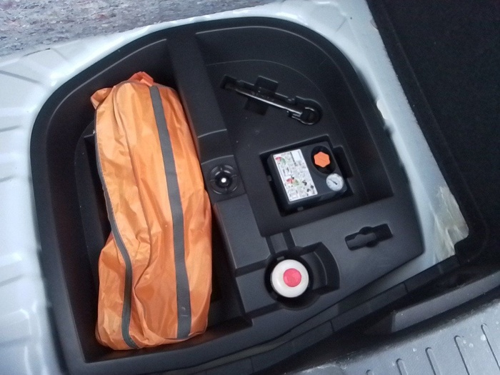 Nissan Juke DIG-T Acenta 84 kW (114 CV) Vehículo usado en Madrid Nissan Juke DIG-T Acenta 84 kW (114 CV) Vehículo usado en Madrid