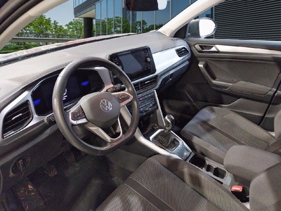 Volkswagen T-Roc Life 2.0 TDI 85 kW (115 CV) 7 Volkswagen T-Roc Life 2.0 TDI 85 kW (115 CV) 7
