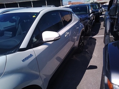 Toyota C-HR 180H Advance 135 kW (184 CV) 13 Toyota C-HR 180H Advance 135 kW (184 CV) 13