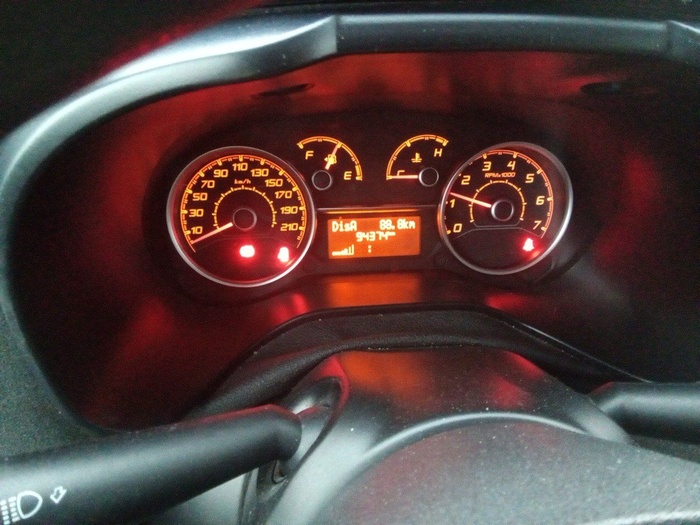 Fiat Dobló Cargo 1.4 T-Jet CNG SX 88 kW (120 CV) Vehículo usado en Madrid Fiat Dobló Cargo 1.4 T-Jet CNG SX 88 kW (120 CV) Vehículo usado en Madrid