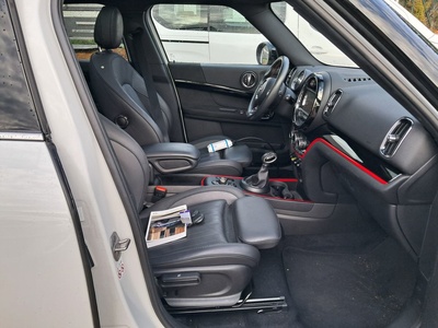 MINI MINI Countryman Cooper S E ALL4 165 kW (224 CV) 8 MINI MINI Countryman Cooper S E ALL4 165 kW (224 CV) 8