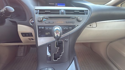 Lexus RX 450h Hybrid 12 Lexus RX 450h Hybrid 12